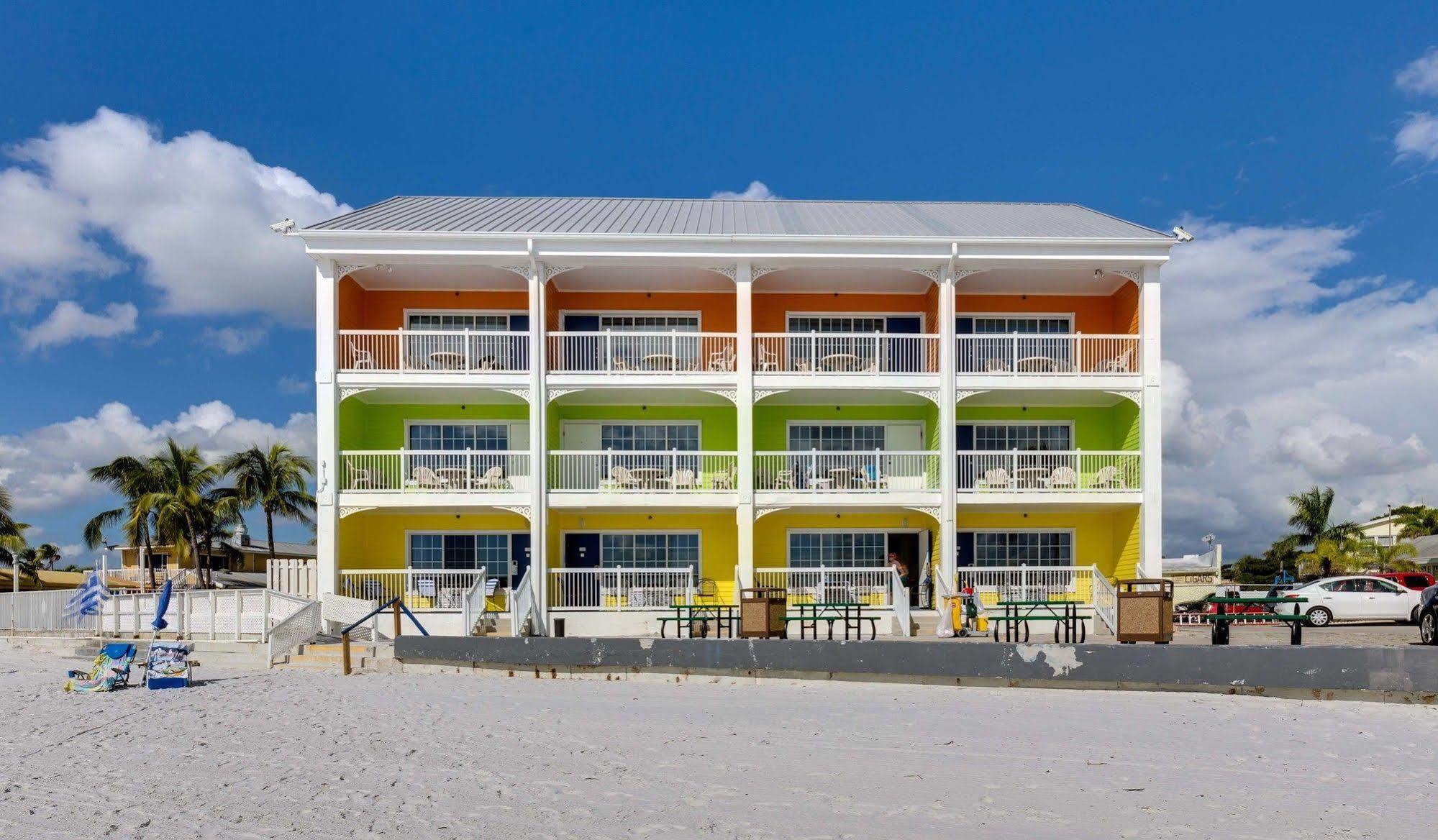 Pierview Hotel And Suites Fort Myers Beach Exterior foto