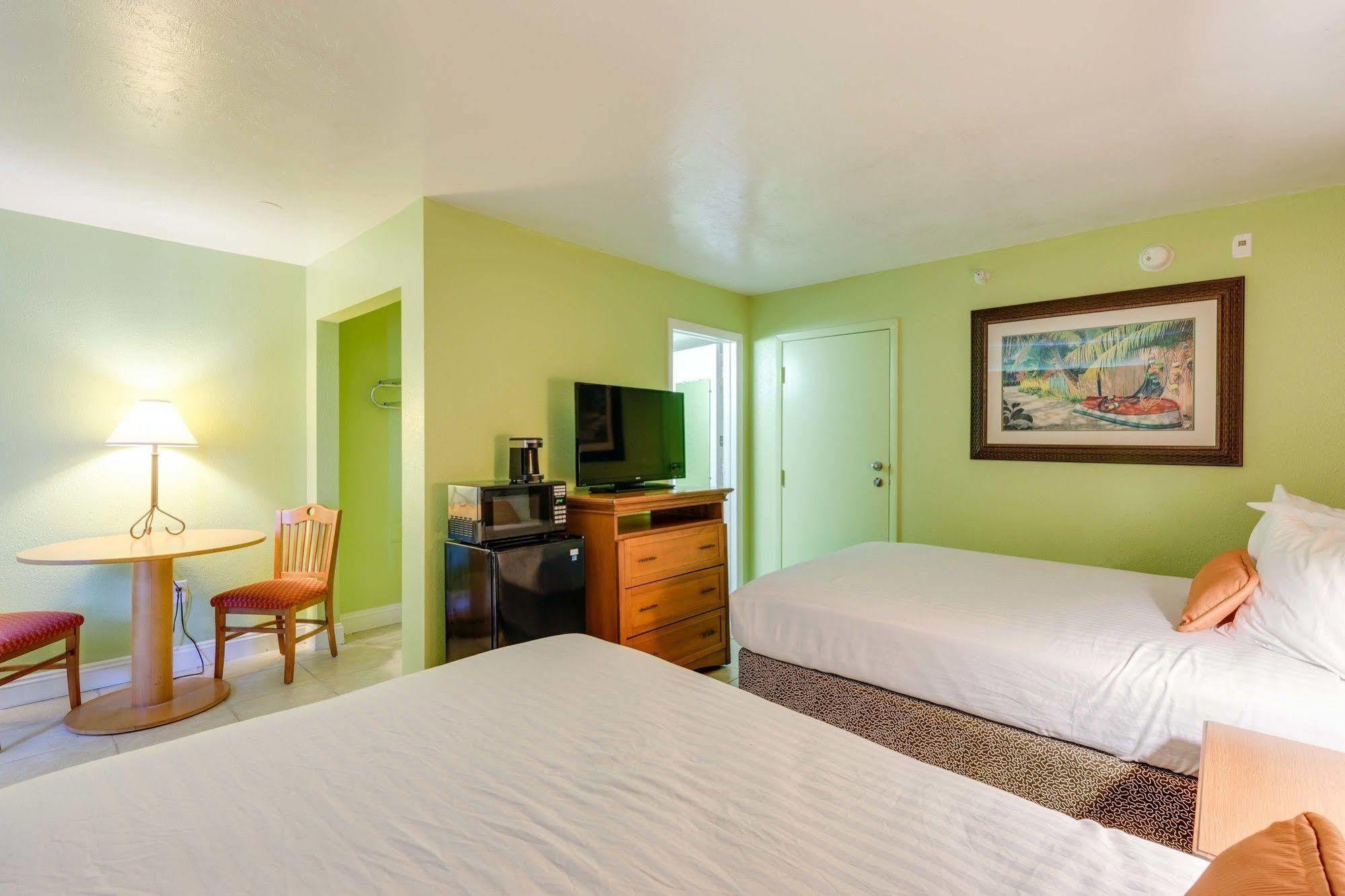 Pierview Hotel And Suites Fort Myers Beach Exterior foto