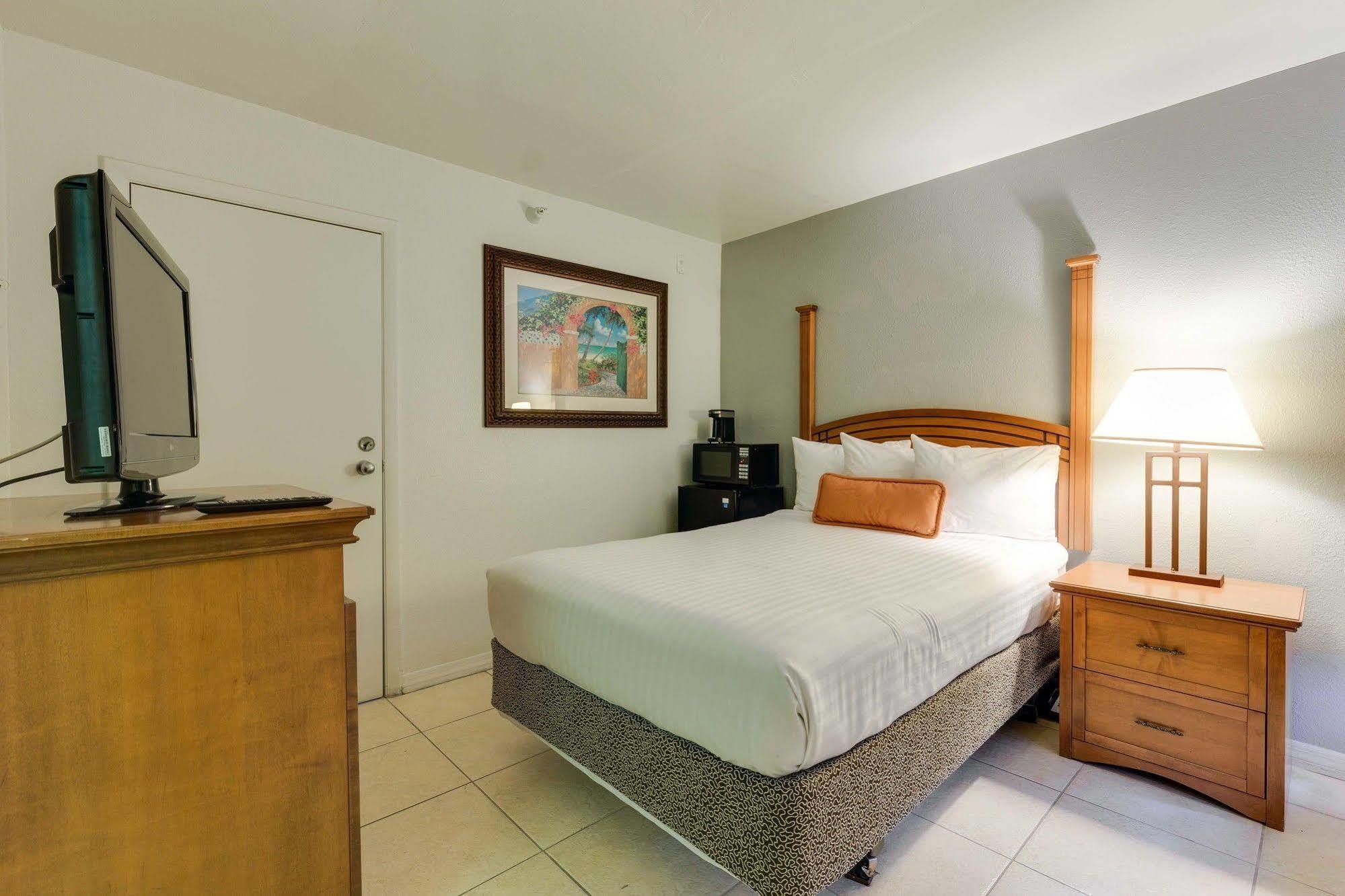 Pierview Hotel And Suites Fort Myers Beach Exterior foto