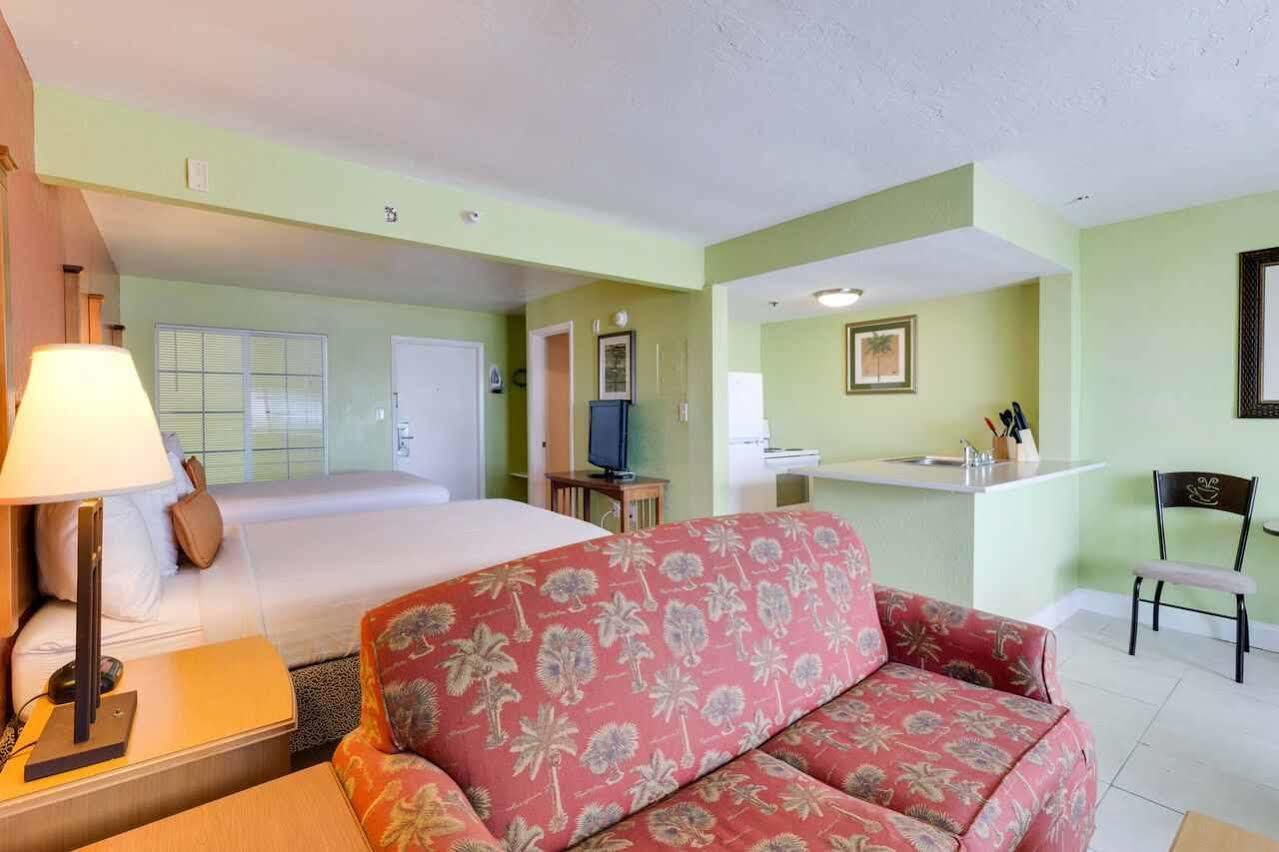 Pierview Hotel And Suites Fort Myers Beach Exterior foto