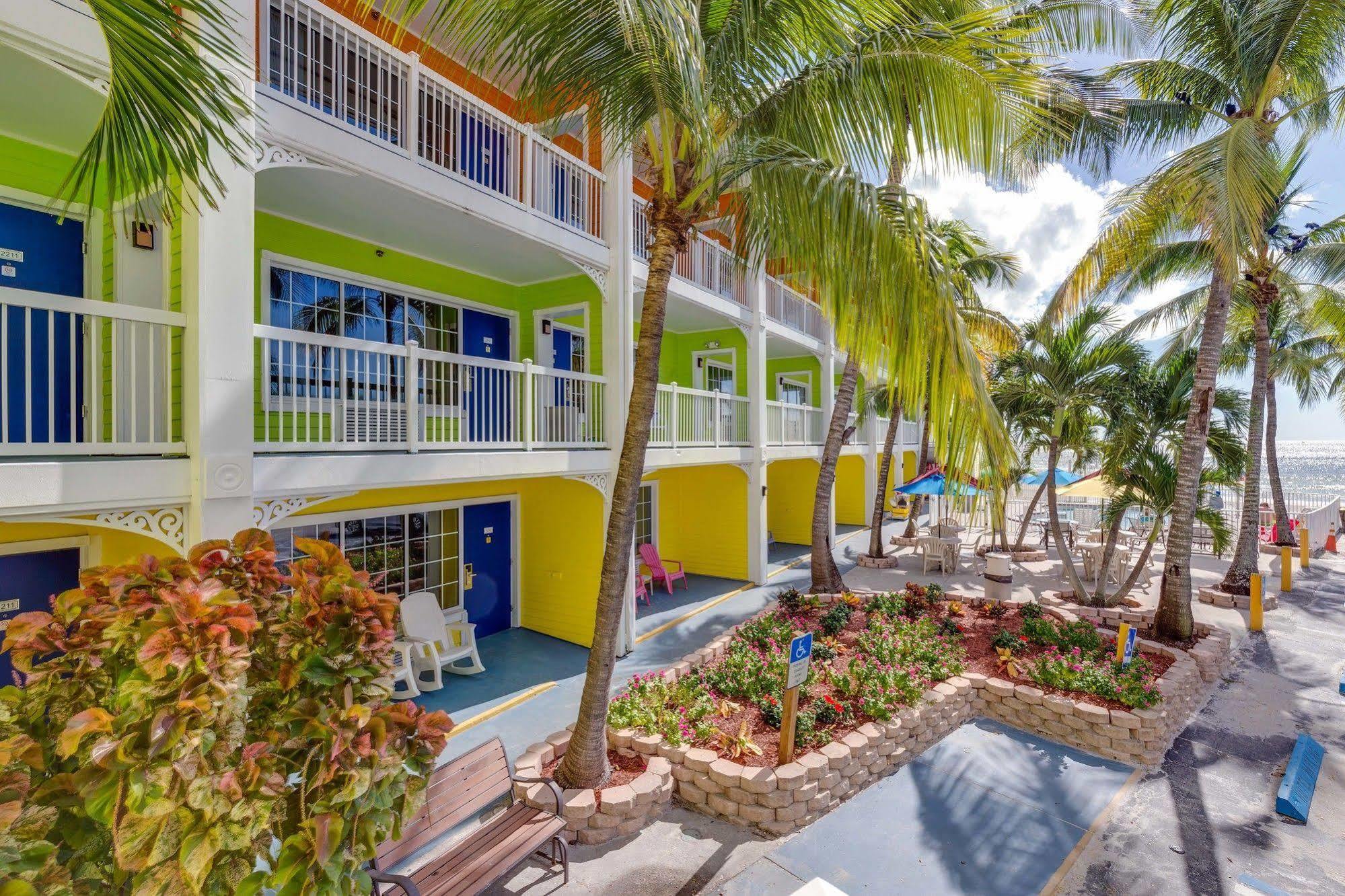 Pierview Hotel And Suites Fort Myers Beach Exterior foto