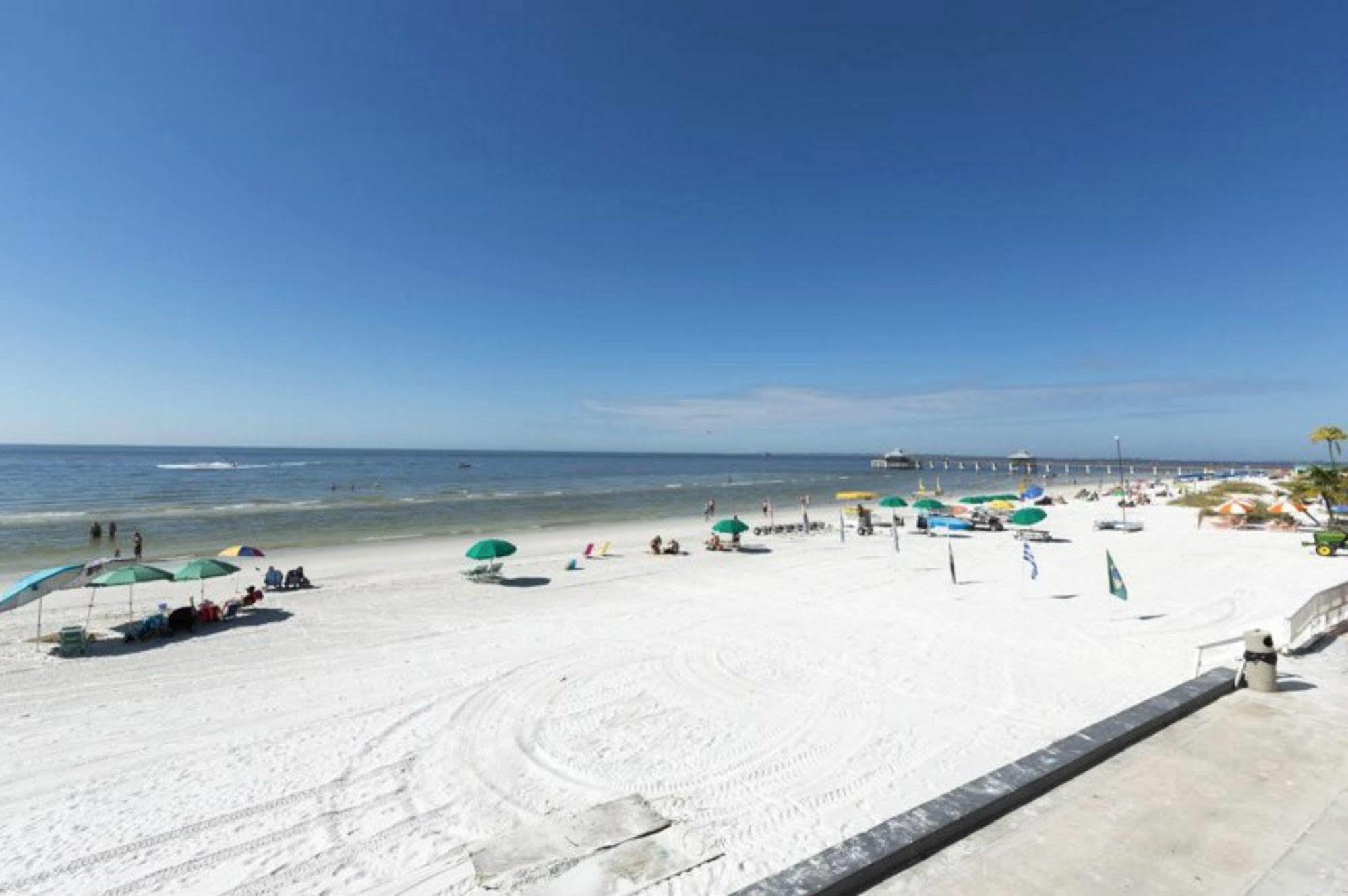 Pierview Hotel And Suites Fort Myers Beach Exterior foto