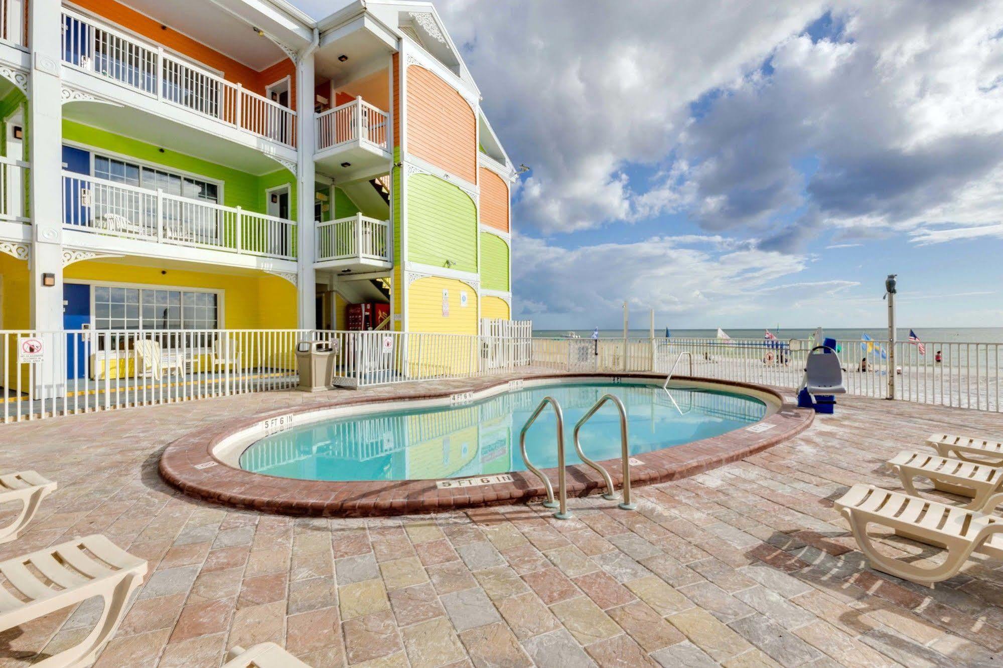 Pierview Hotel And Suites Fort Myers Beach Exterior foto